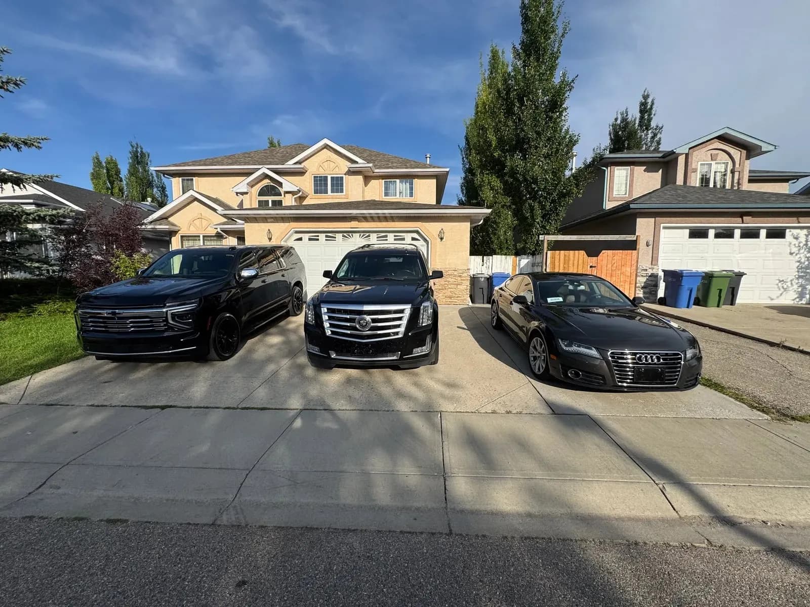 Premium Lincoln Sedan